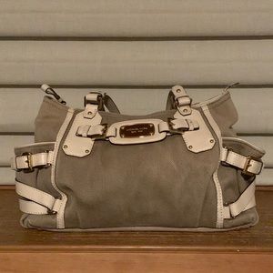 Michael kors white staple bag with side pockets